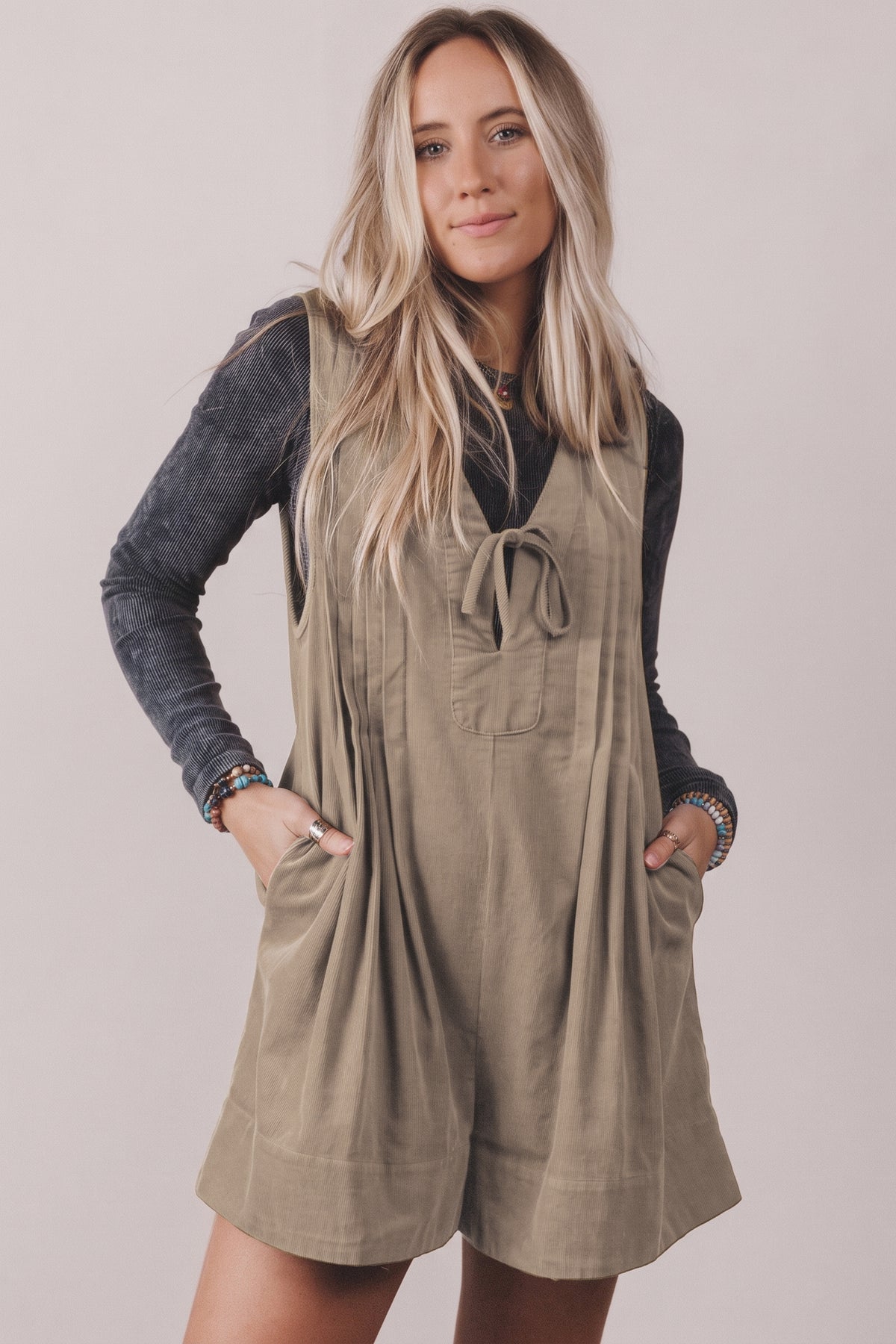 Cinnamon Solid Color Tie V Neck Sleeveless Corduroy Romper