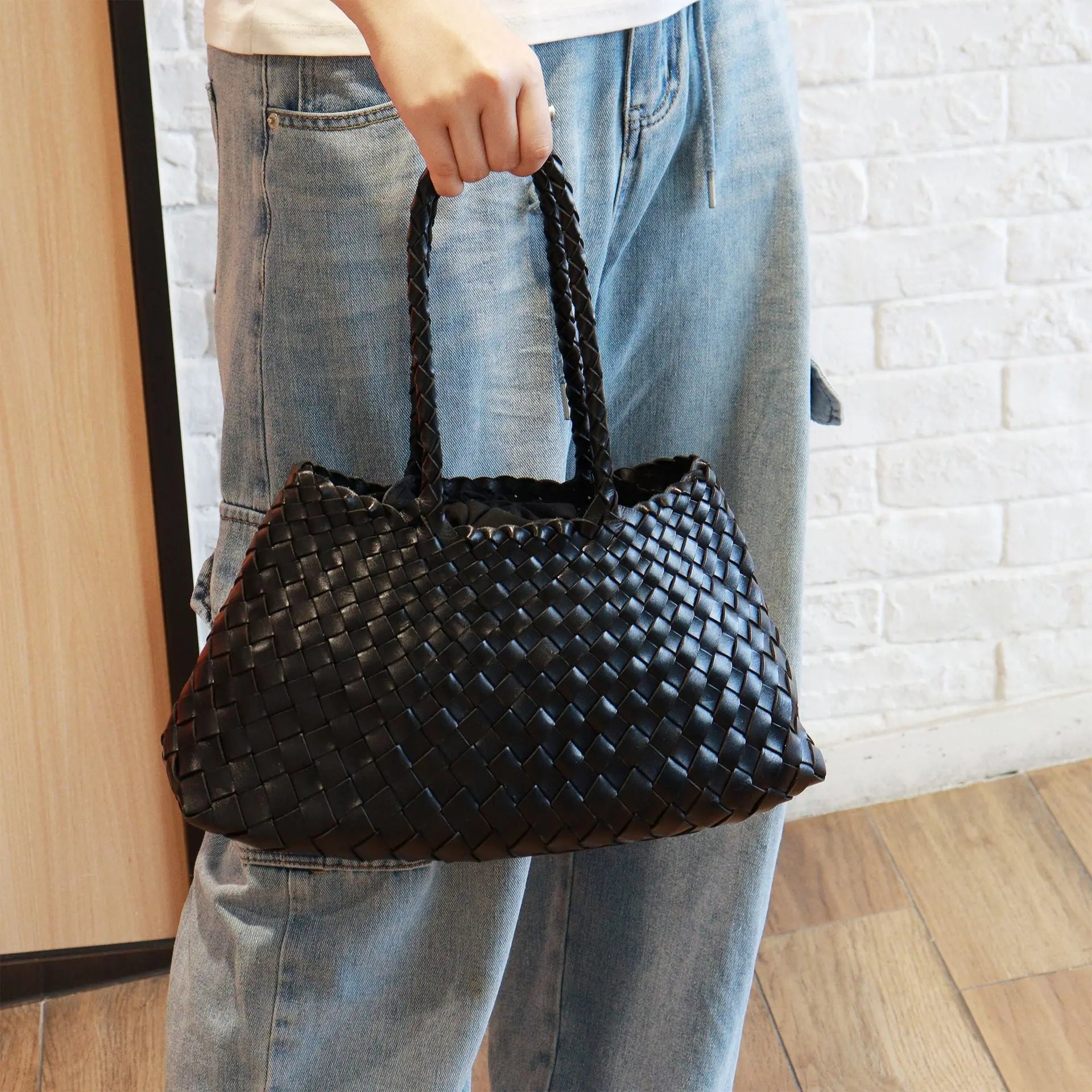 Trendy Retro Large Capacity Handbag Pure Handmade Woven Maternity Bag Commuter Shoulder Tote Bag - DEA collection