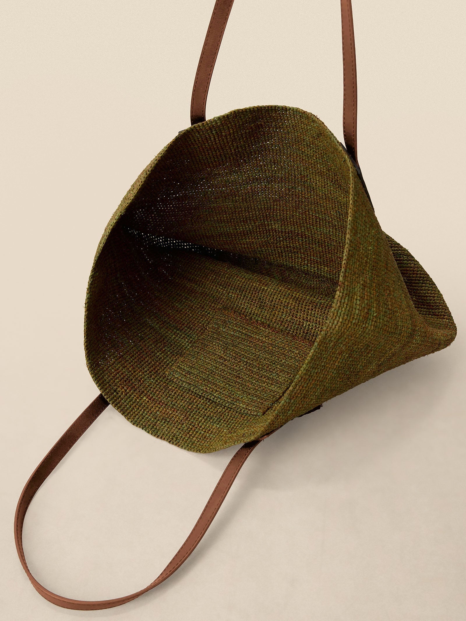 Handwoven Raffia Tote Bag With Leather Handles - DEA collection