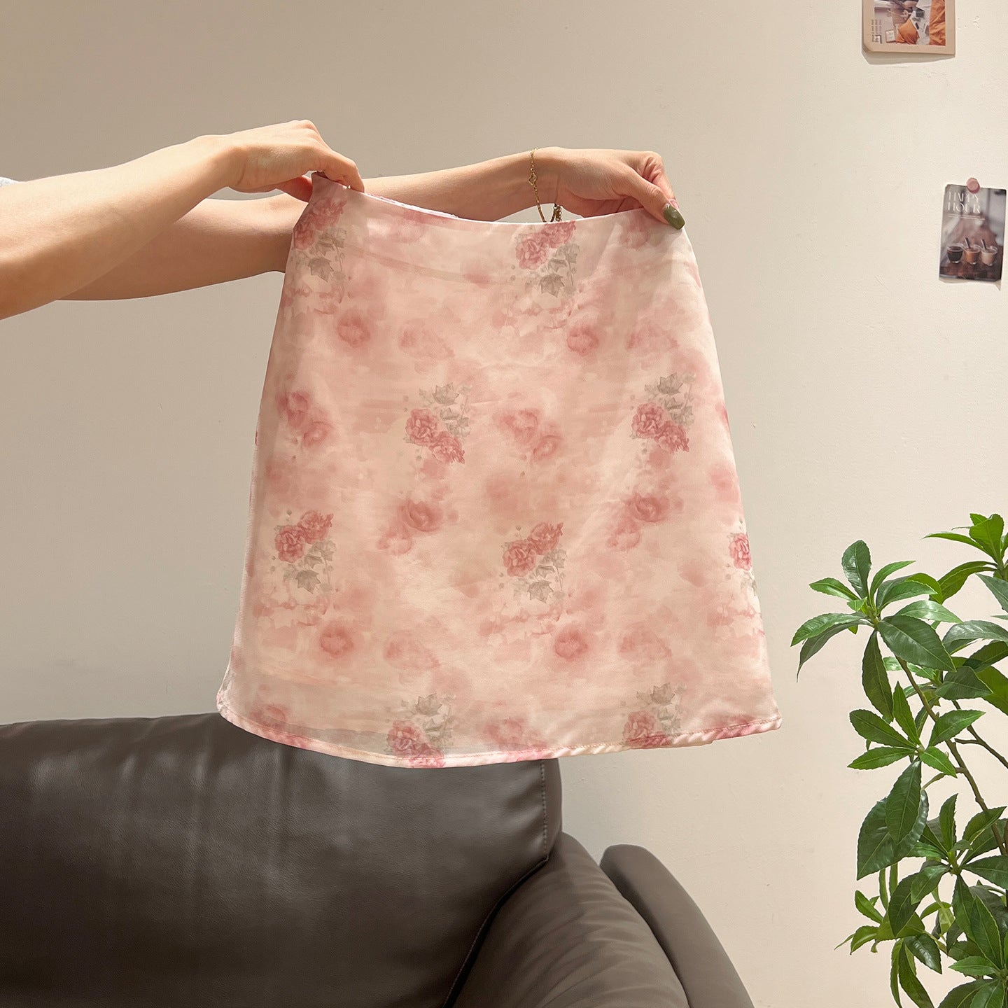 Pink Printed High-Waisted Flowy Midi Skirt for Women, Stylish Fitted Slimming Design - DEA collection