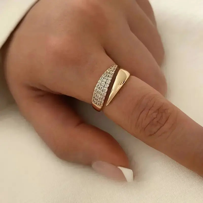 Elegant Sparkle Crystal Ring Adjustable Women Silver Gold Jewelry - DEA Collection