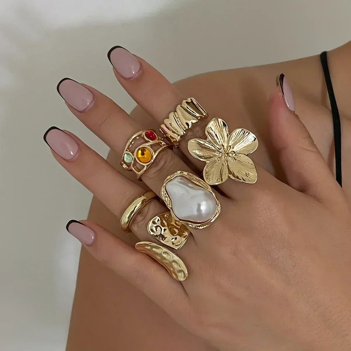 Ingemark 2025 New Irregular Exaggerated Metal Flower Open Rings Women Elegant Baroque Imitation Pearl Ring Jewelry Accessories - DEA collection