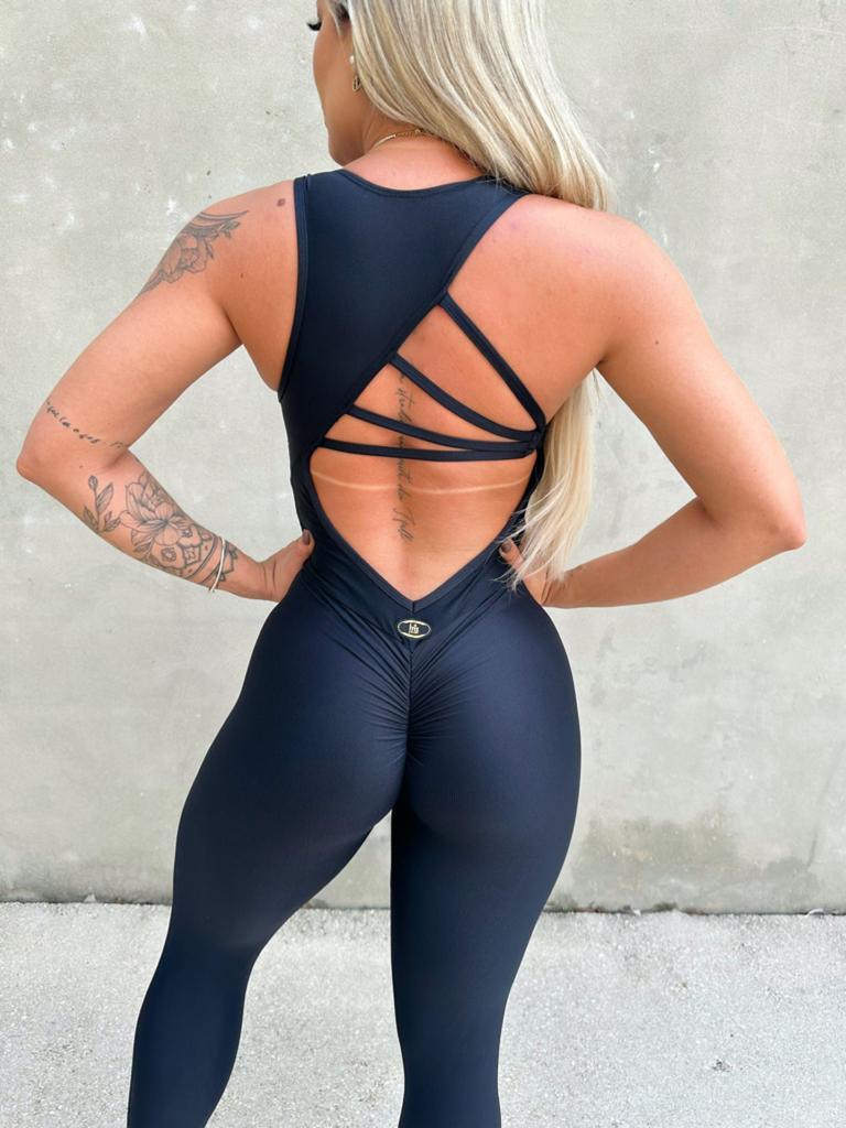 SCRUNCH BOOTY BLACK WAVE  SEXY BACK BLACK RINGS JUMPSUIT. N0 RETURN - DEA collection