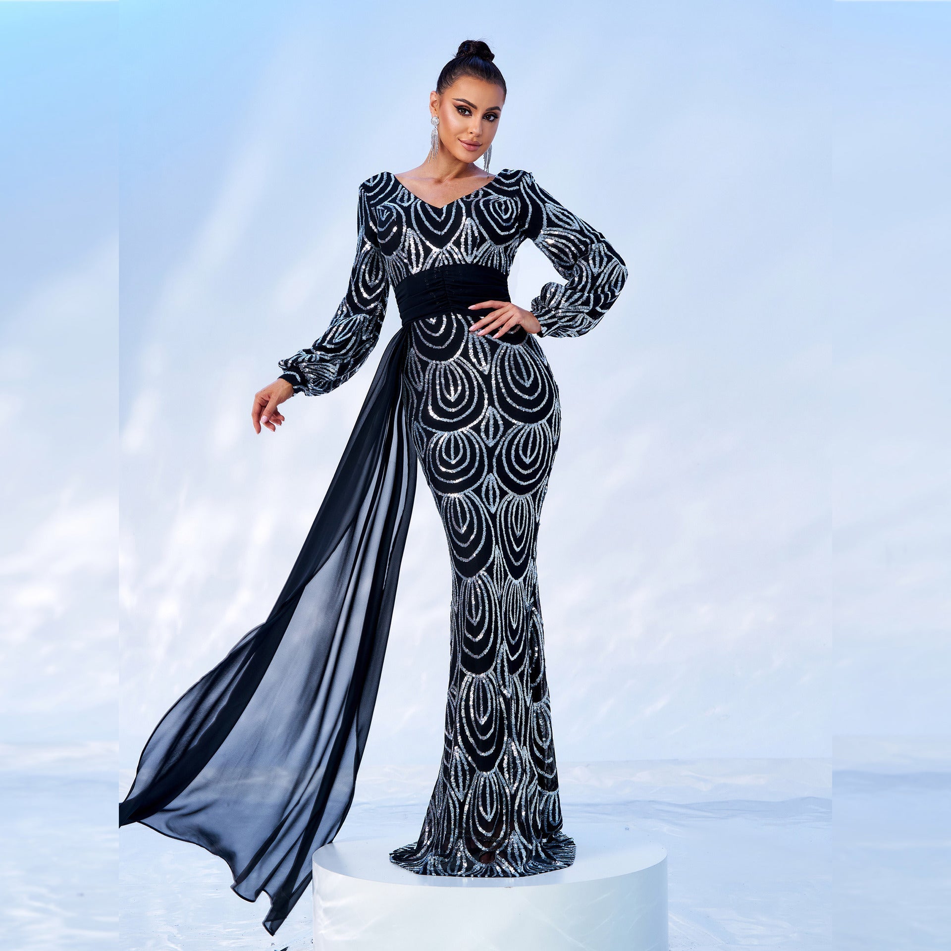Long Sleeve Sexy Long Sequined V-neck Banquet Ribbon Evening Dress - DEA collection